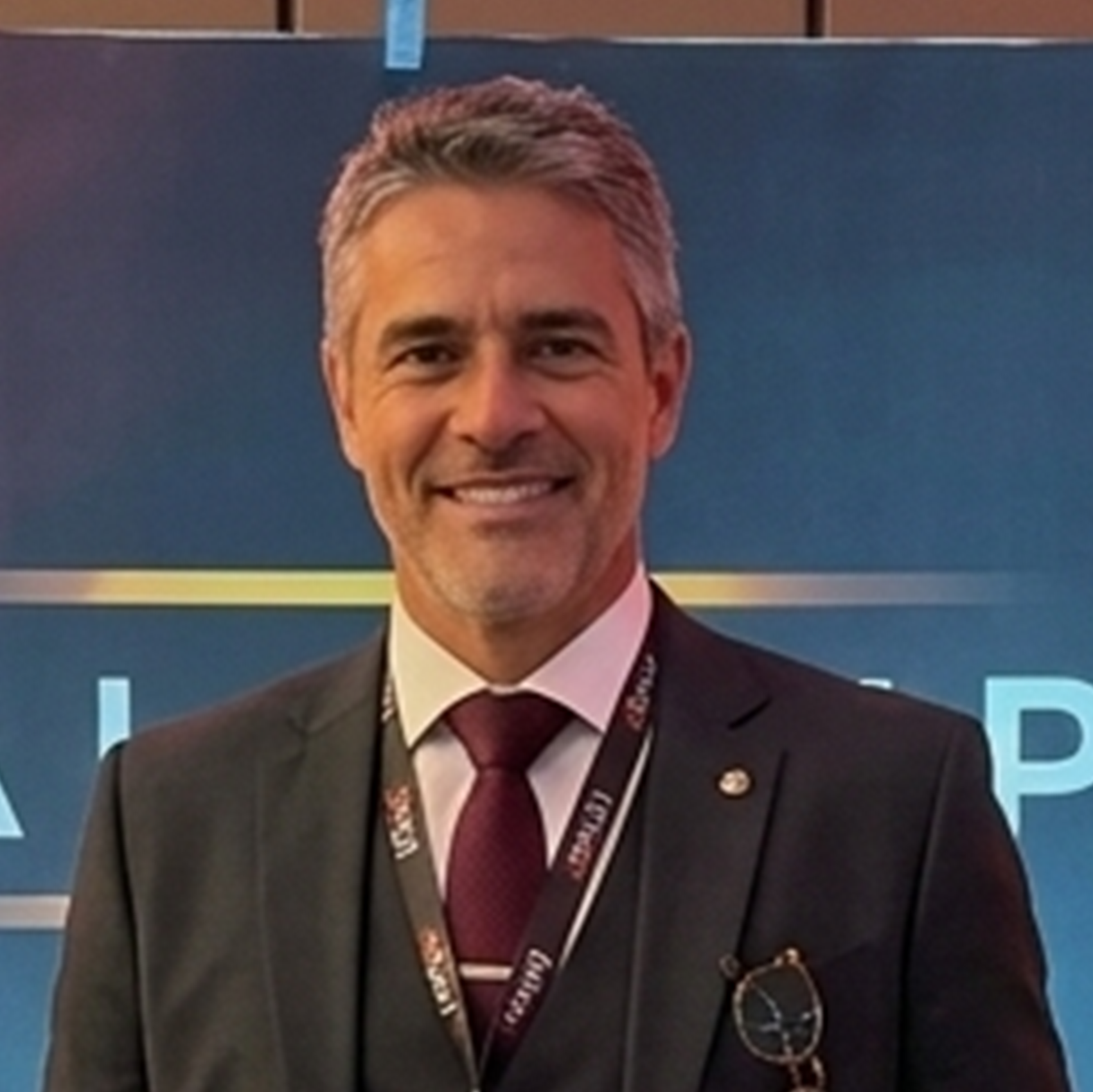 Dr. Ricardo Silva